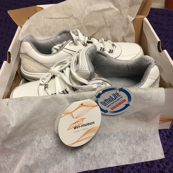 Avia iShape Toning Sneakers - Picture 5 of 8